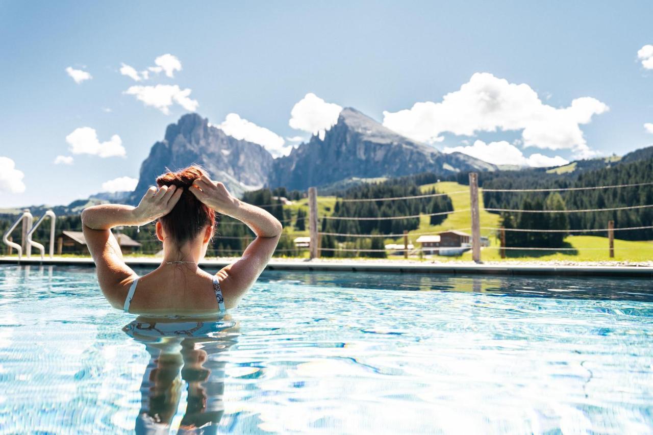 Saltria - Your Alpine Experience Alpe Di Siusi Exterior photo