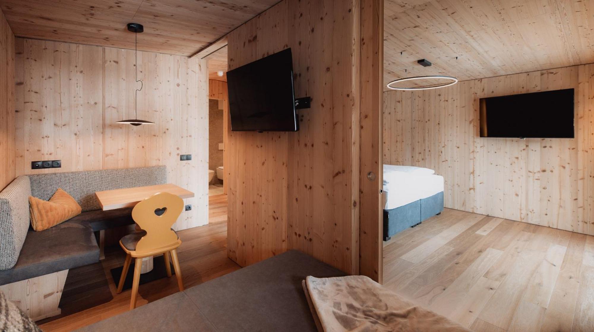 Saltria - Your Alpine Experience Alpe Di Siusi Room photo
