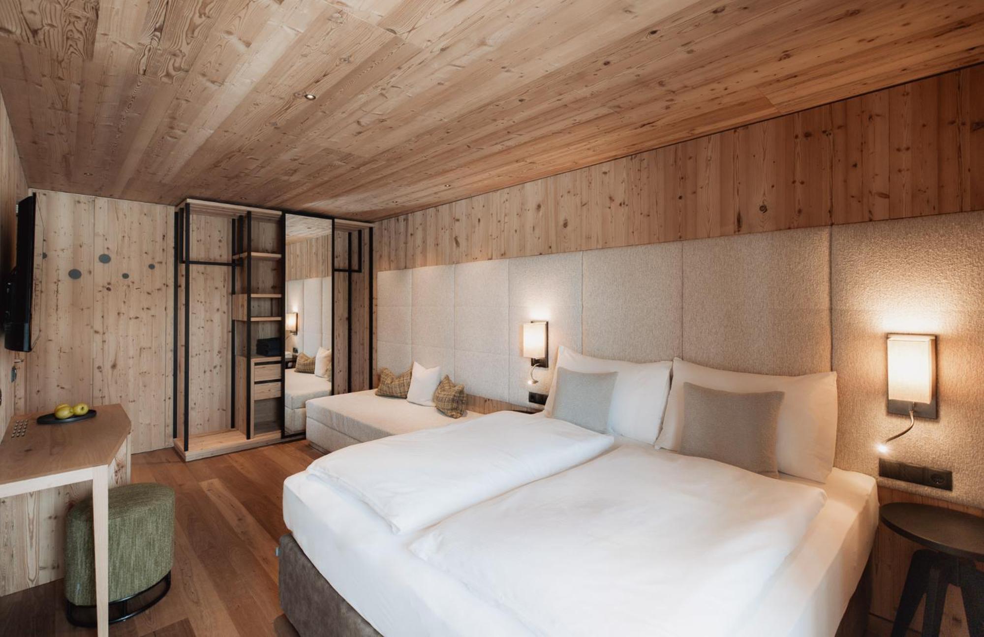 Saltria - Your Alpine Experience Alpe Di Siusi Exterior photo