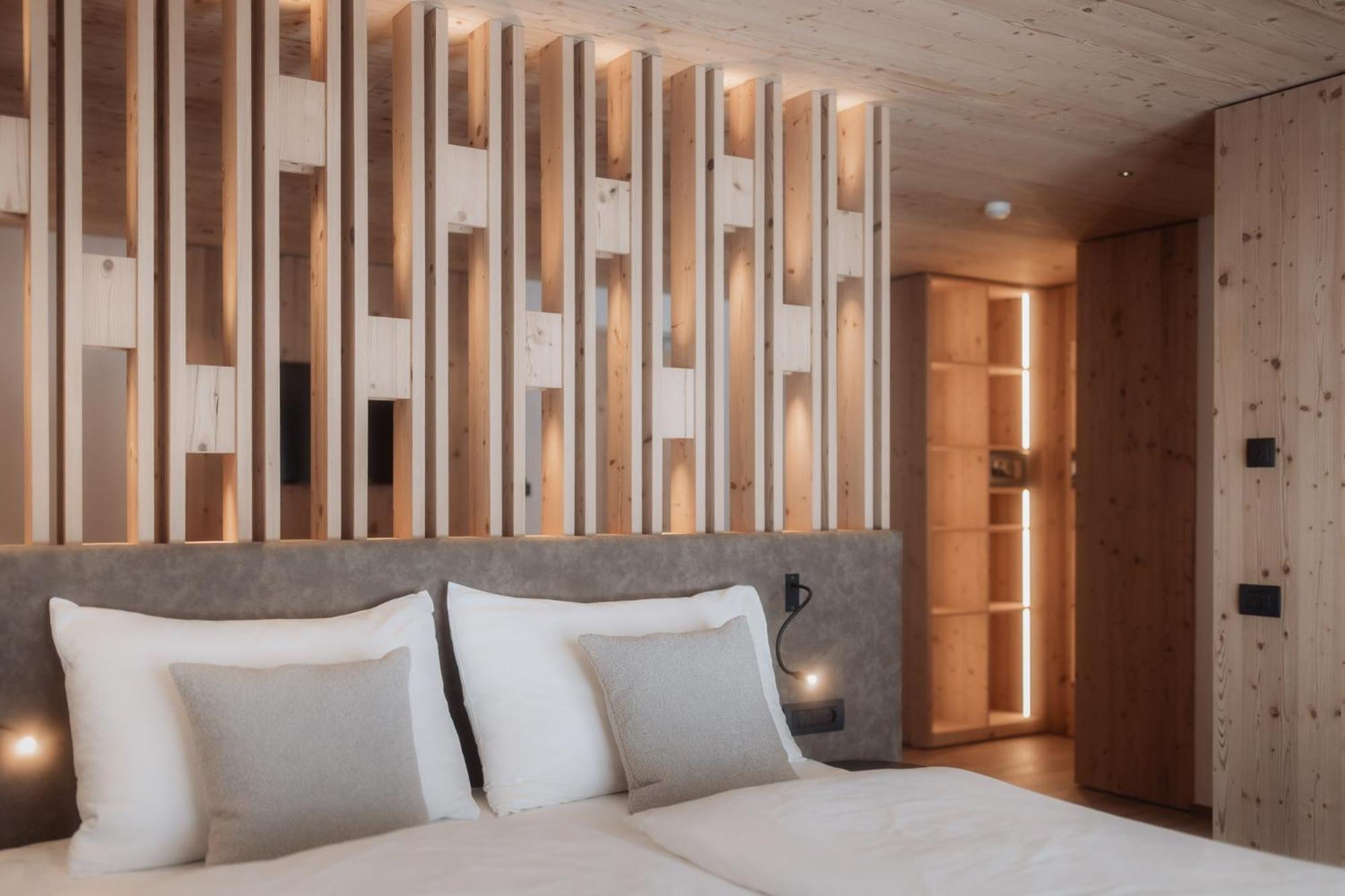 Saltria - Your Alpine Experience Alpe Di Siusi Room photo