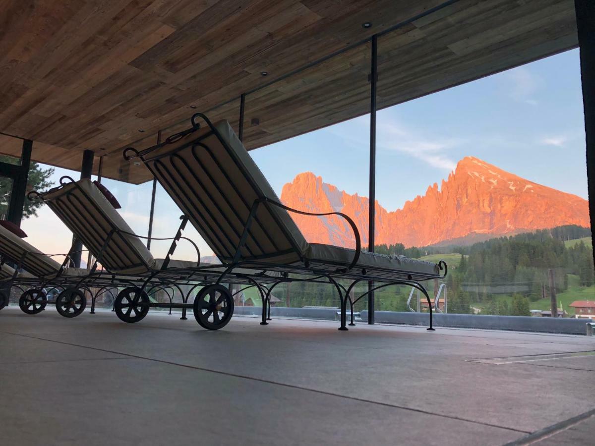 Saltria - Your Alpine Experience Alpe Di Siusi Exterior photo
