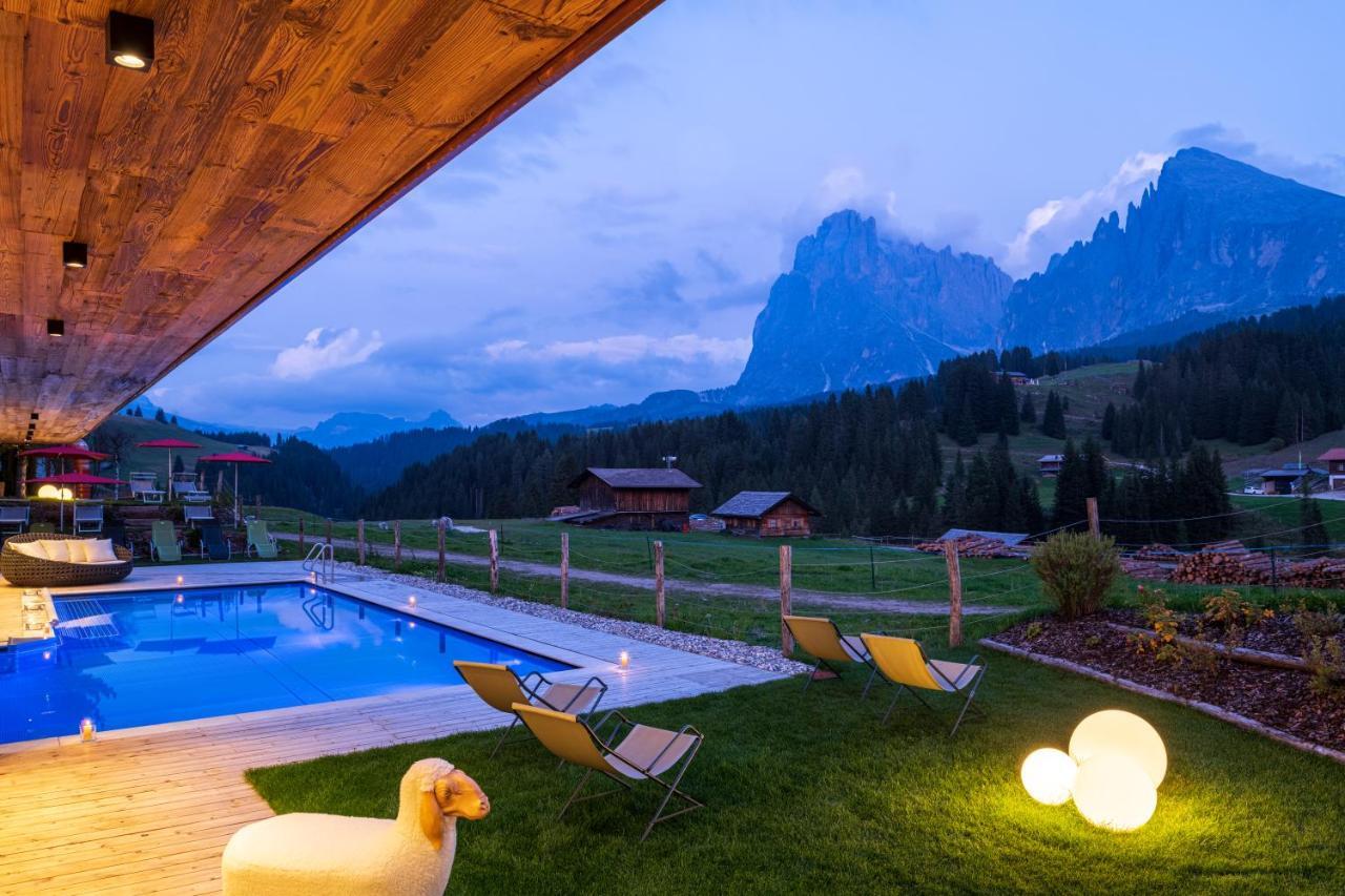 Saltria - Your Alpine Experience Alpe Di Siusi Exterior photo
