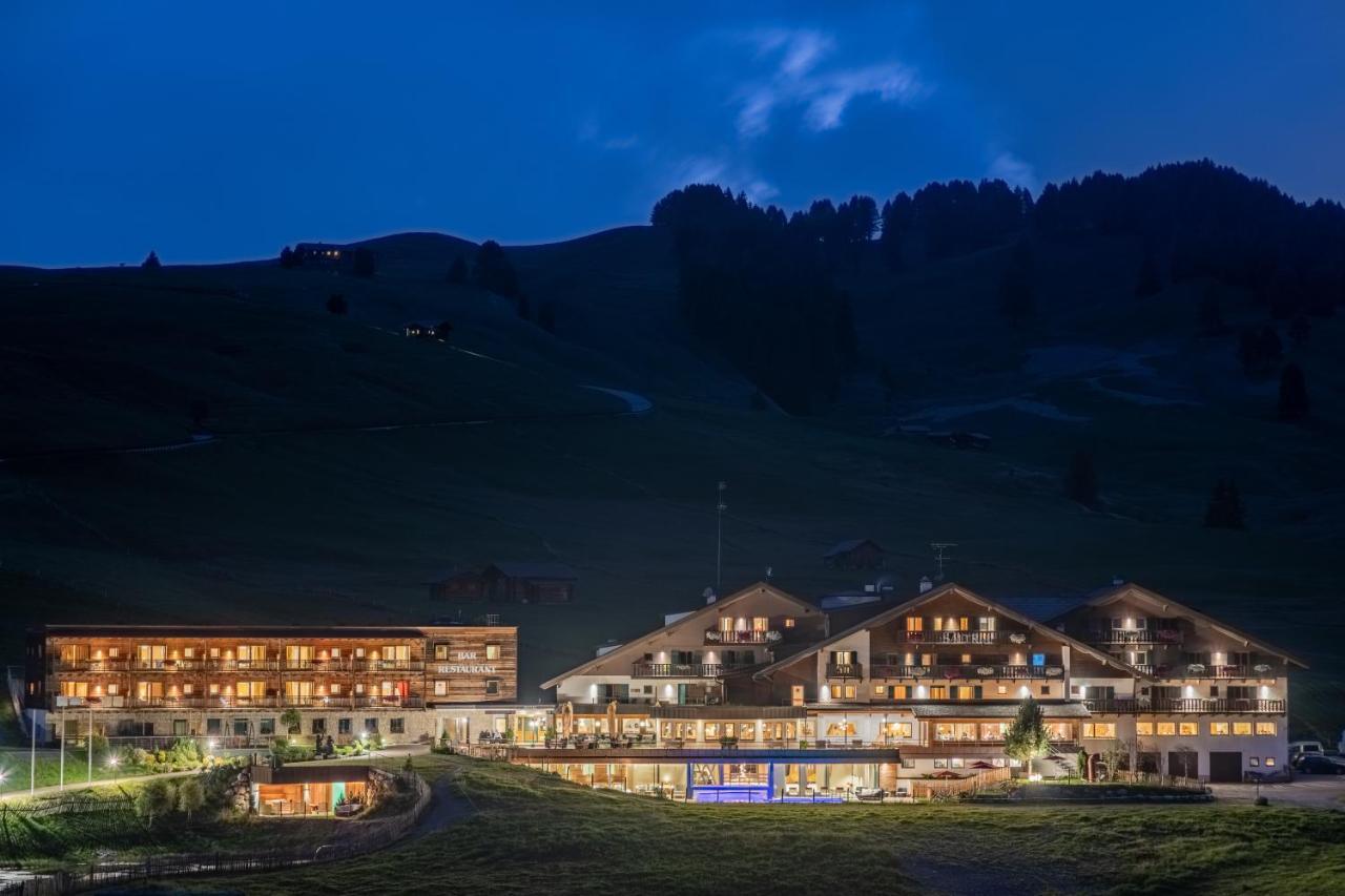 Saltria - Your Alpine Experience Alpe Di Siusi Exterior photo