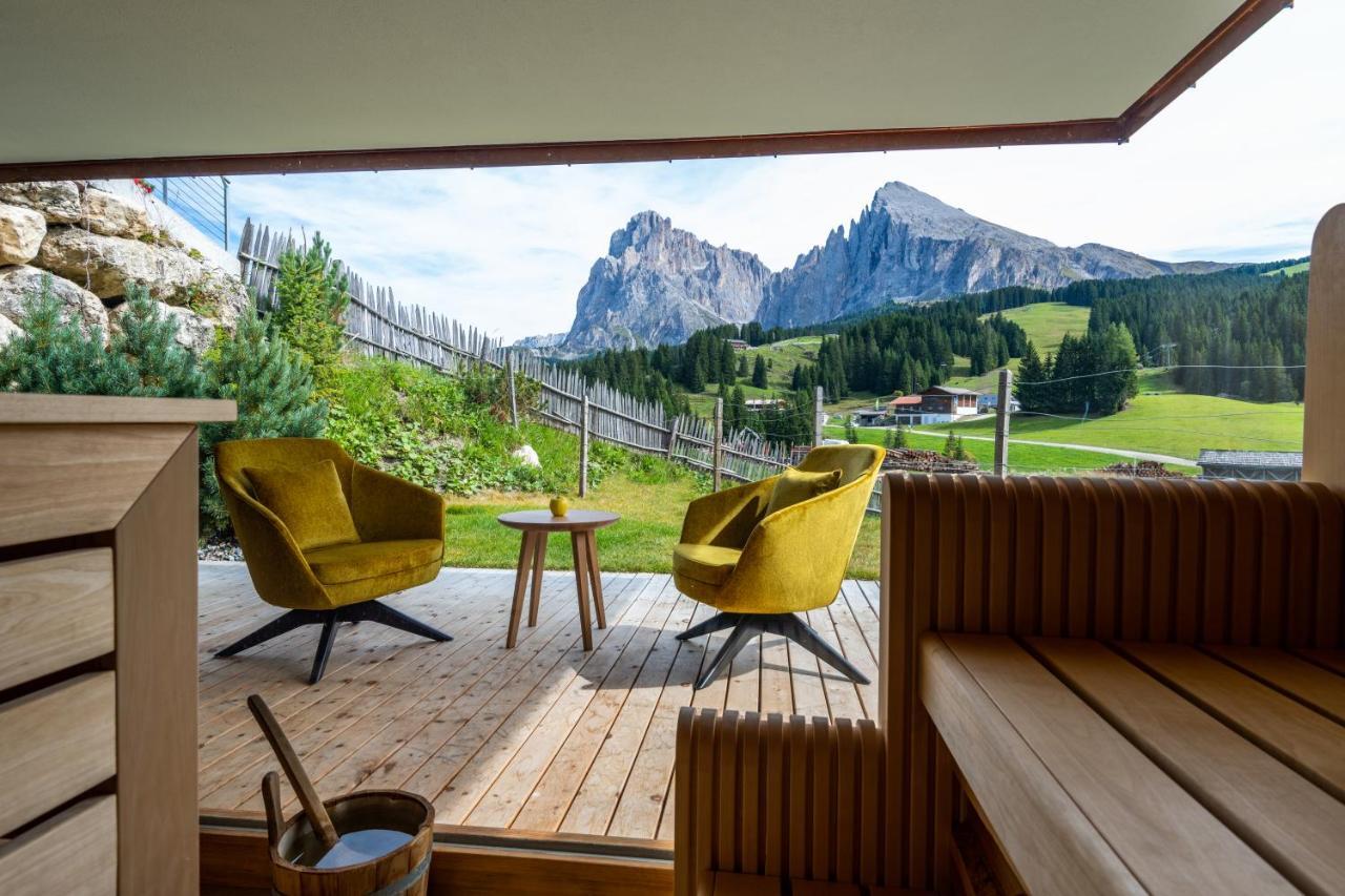 Saltria - Your Alpine Experience Alpe Di Siusi Exterior photo